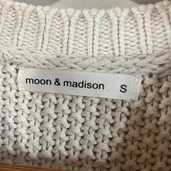 moon & madison Cream and Black Striped Sweater vest - Picture 2 of 3